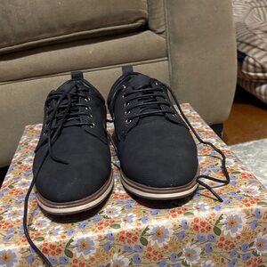 Elegant Black Men's Oxfords